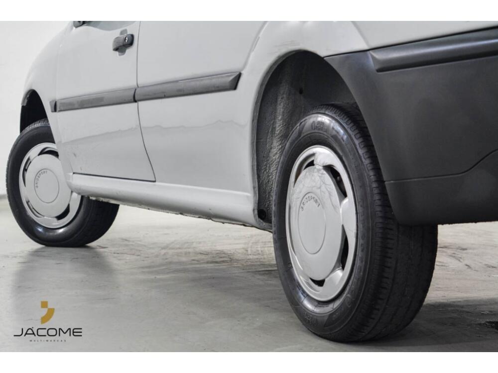 Volkswagen Saveiro Cab. Simples