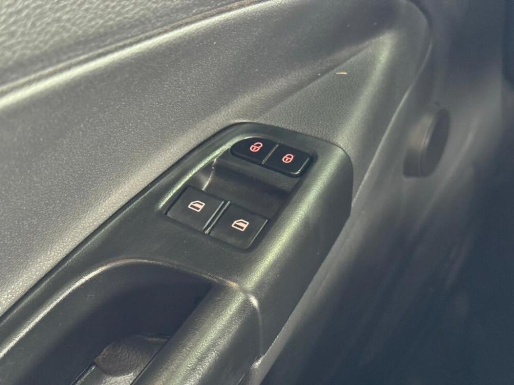 Volkswagen Saveiro Cab. Simples