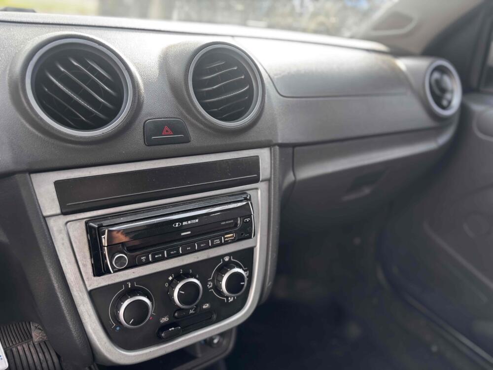 Volkswagen Saveiro Cab. Simples