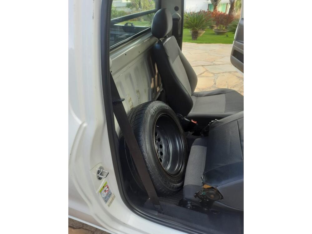 Volkswagen Saveiro Cab. Simples
