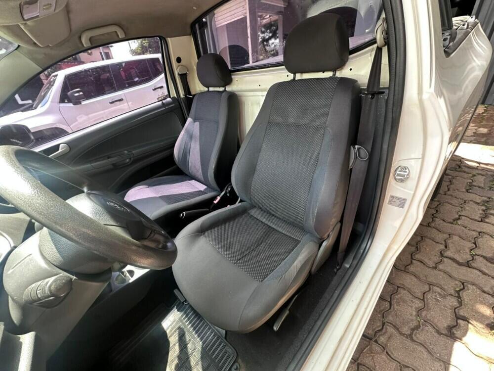 Volkswagen Saveiro Cab. Simples