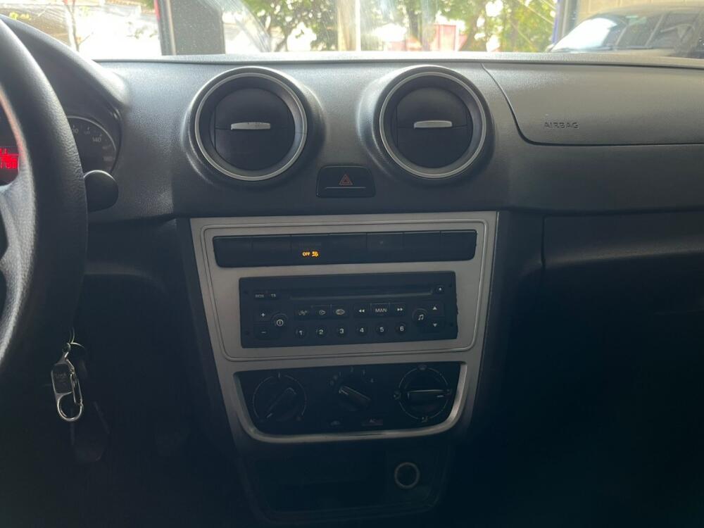 Volkswagen Saveiro Cab. Simples