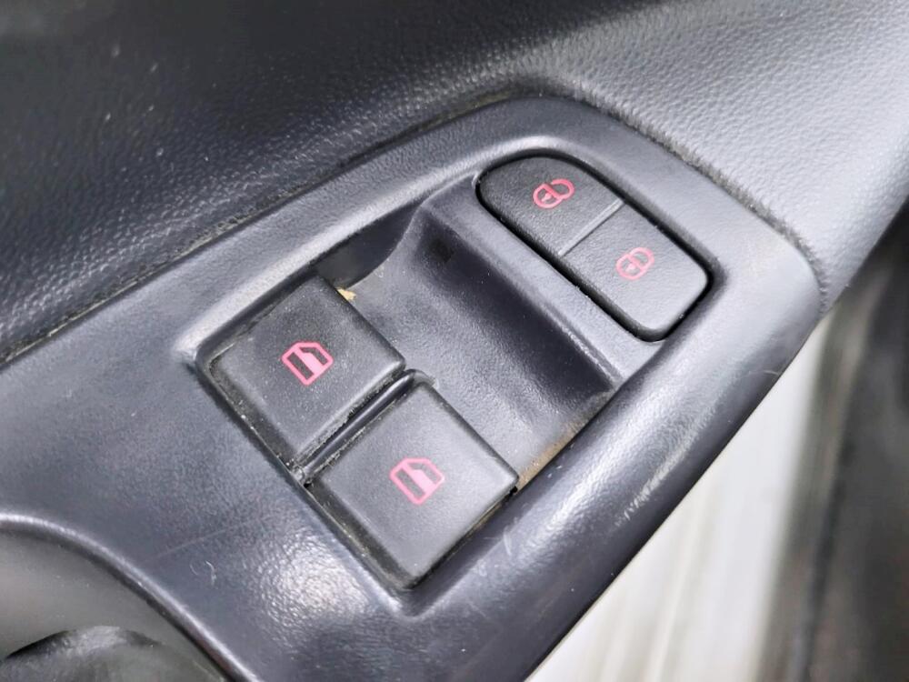 Volkswagen Saveiro Cab. Simples
