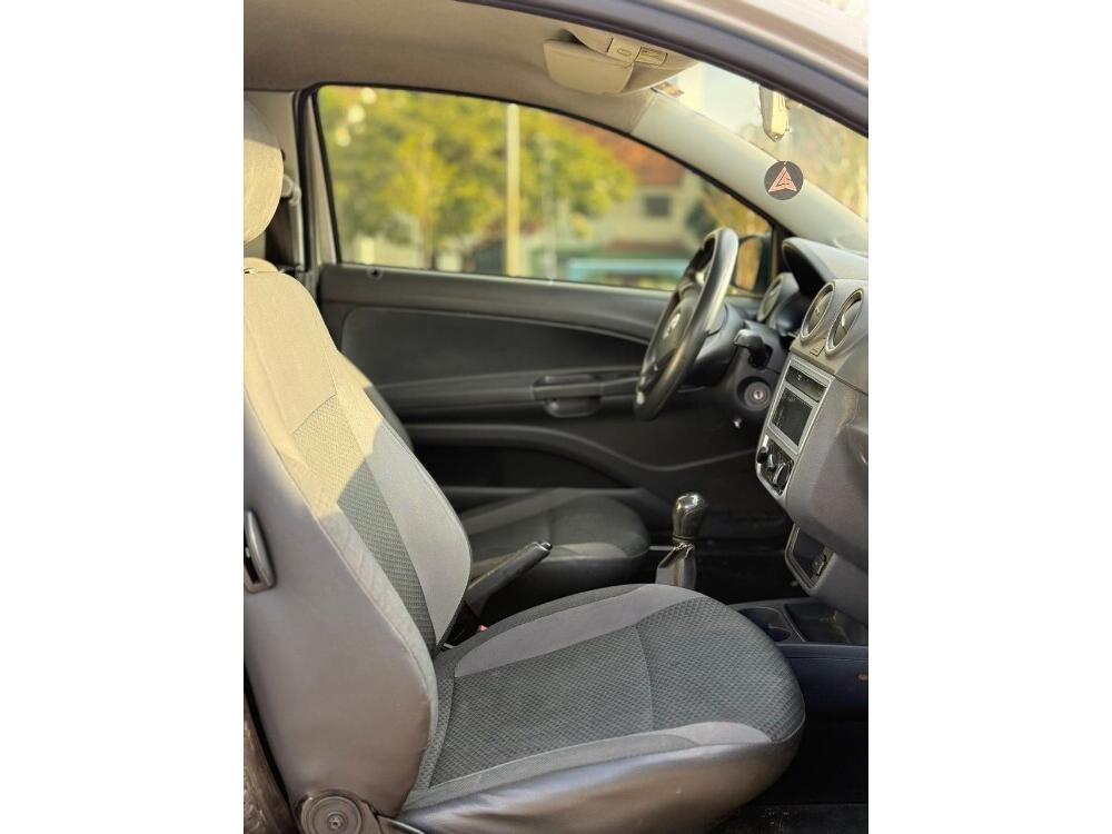 Volkswagen Saveiro Cab. Simples