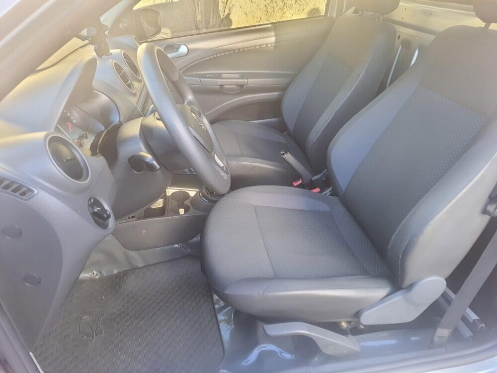 Volkswagen Saveiro Cab. Simples