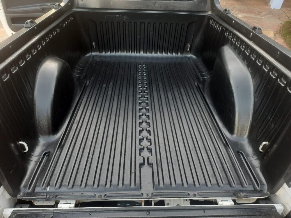 Volkswagen Saveiro Cab. Simples