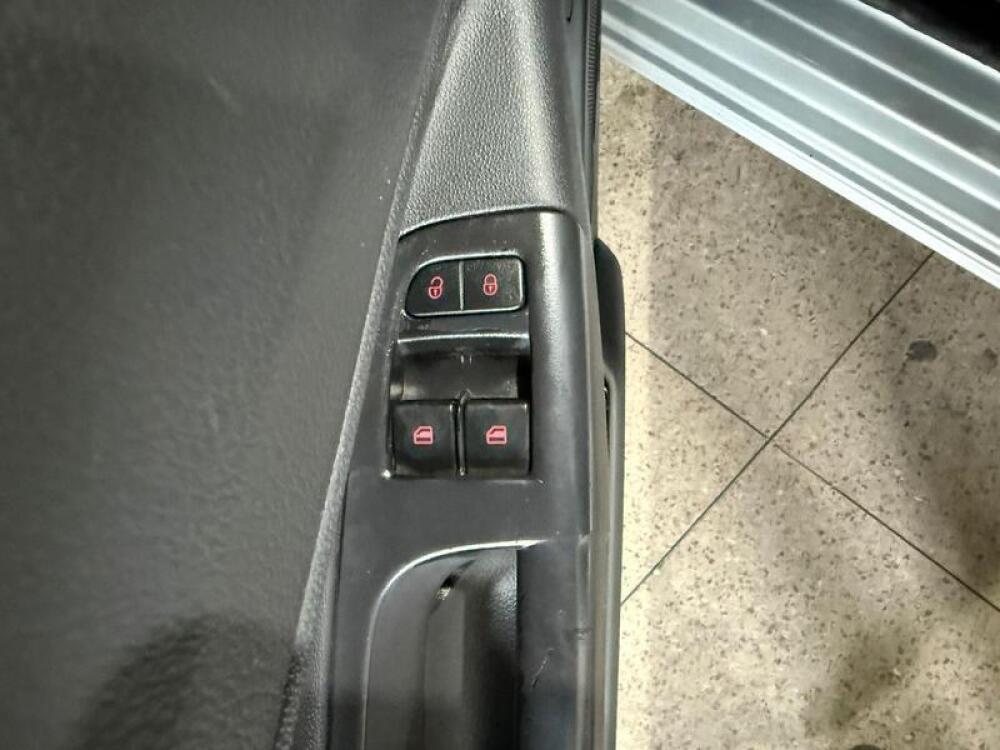 Volkswagen Saveiro Cab. Simples
