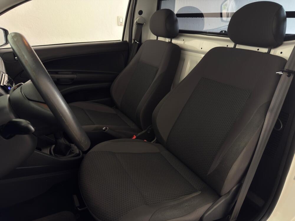 Volkswagen Saveiro Cab. Simples