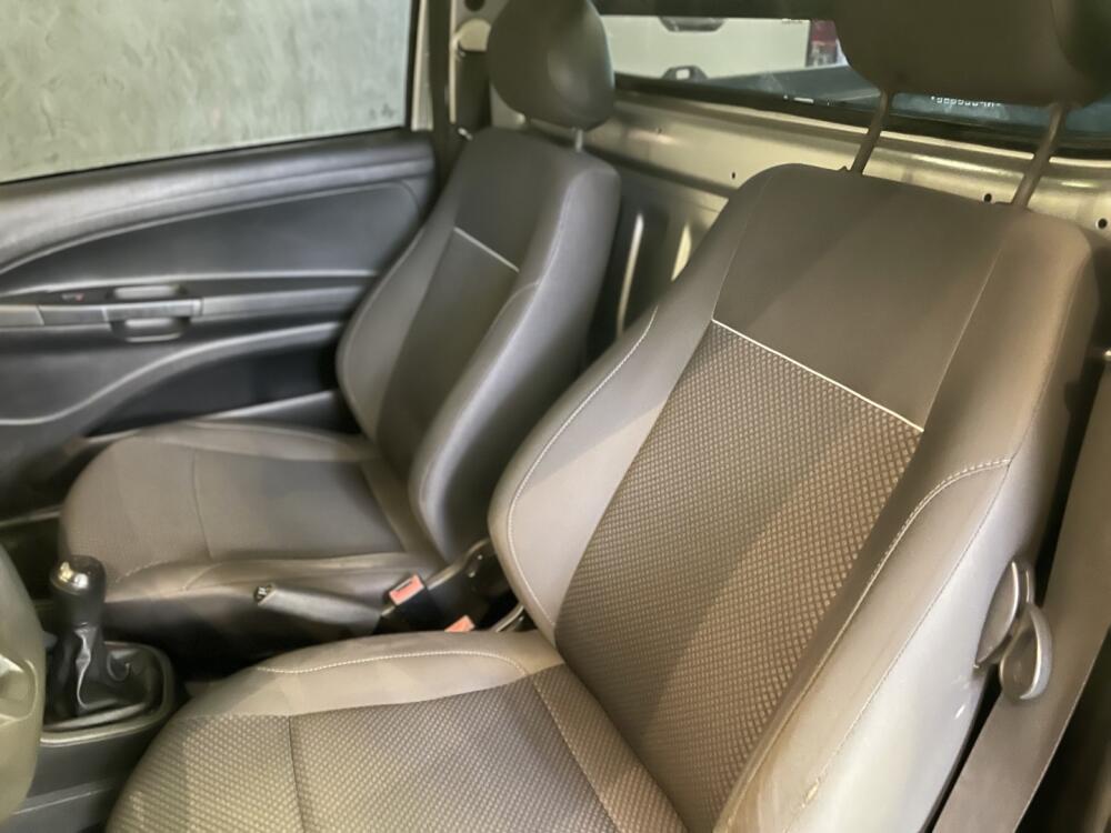 Volkswagen Saveiro Cab. Simples