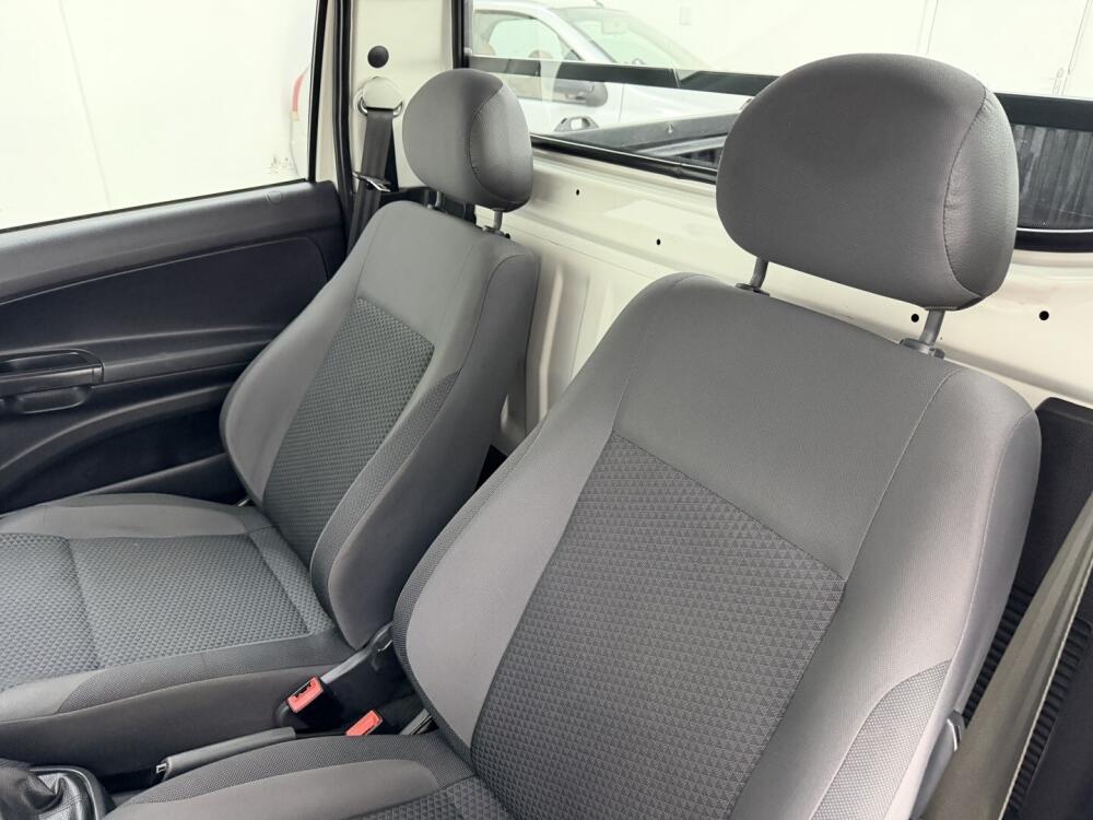Volkswagen Saveiro Cab. Simples