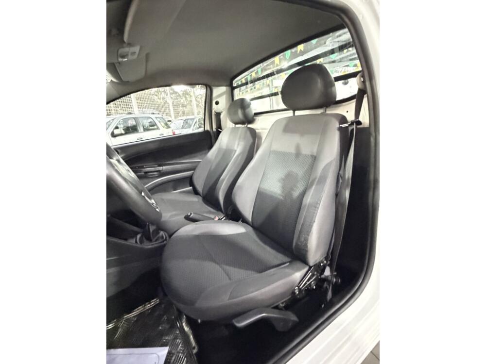 Volkswagen Saveiro Cab. Simples