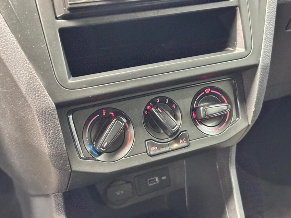 Volkswagen Saveiro Cab. Simples