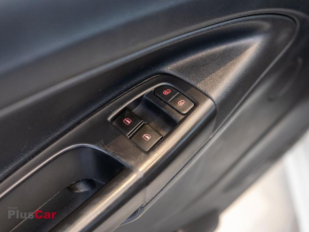 Volkswagen Saveiro Cab. Simples