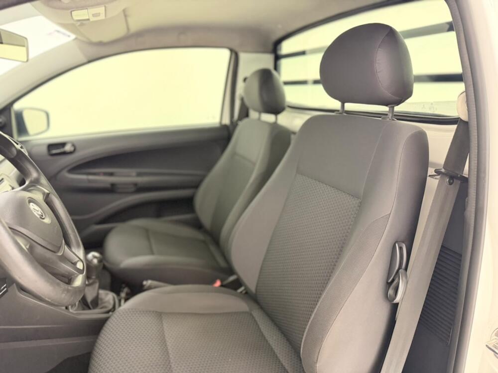Volkswagen Saveiro Cab. Simples