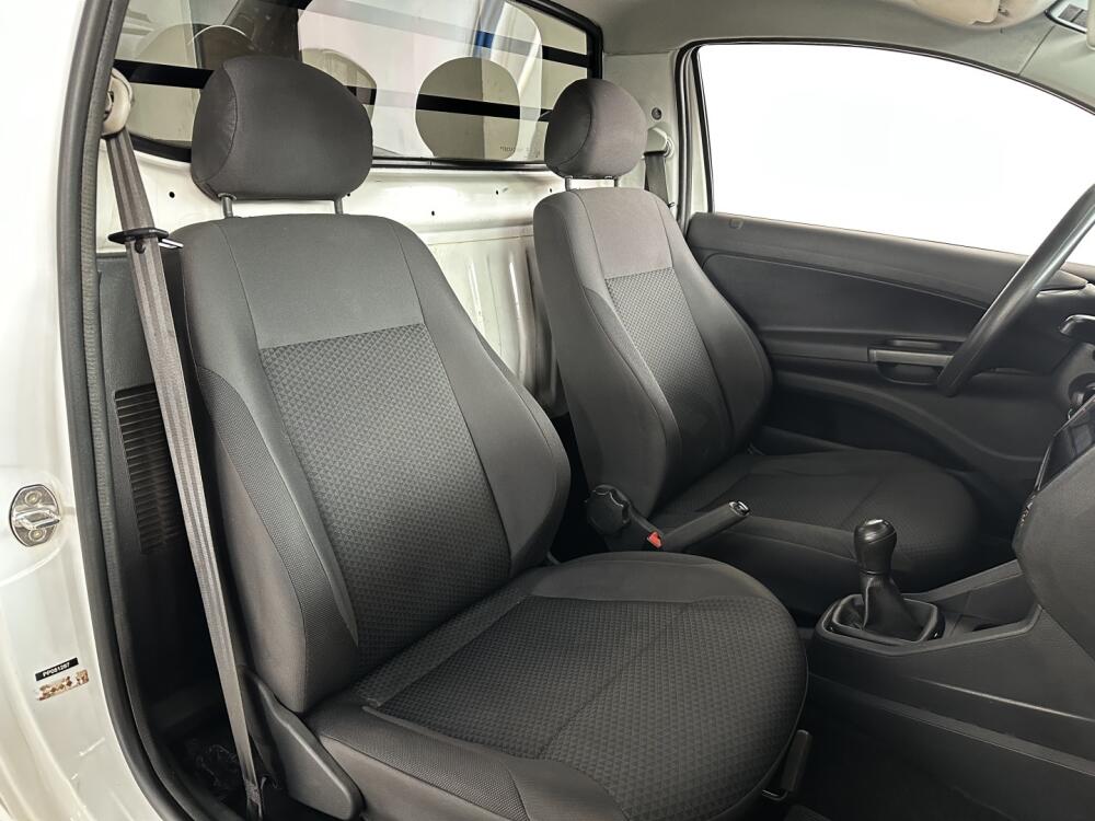 Volkswagen Saveiro Cab. Simples