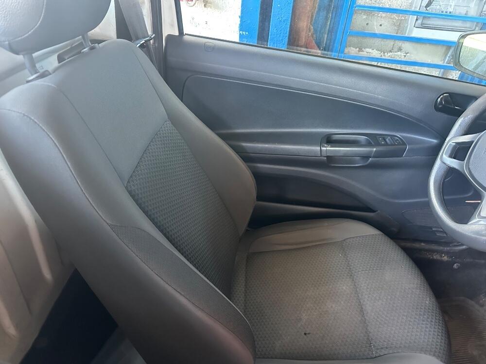 Volkswagen Saveiro Cab. Simples