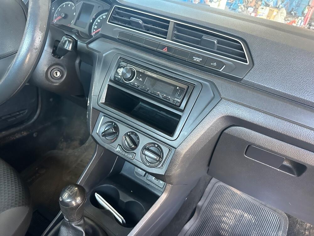 Volkswagen Saveiro Cab. Simples