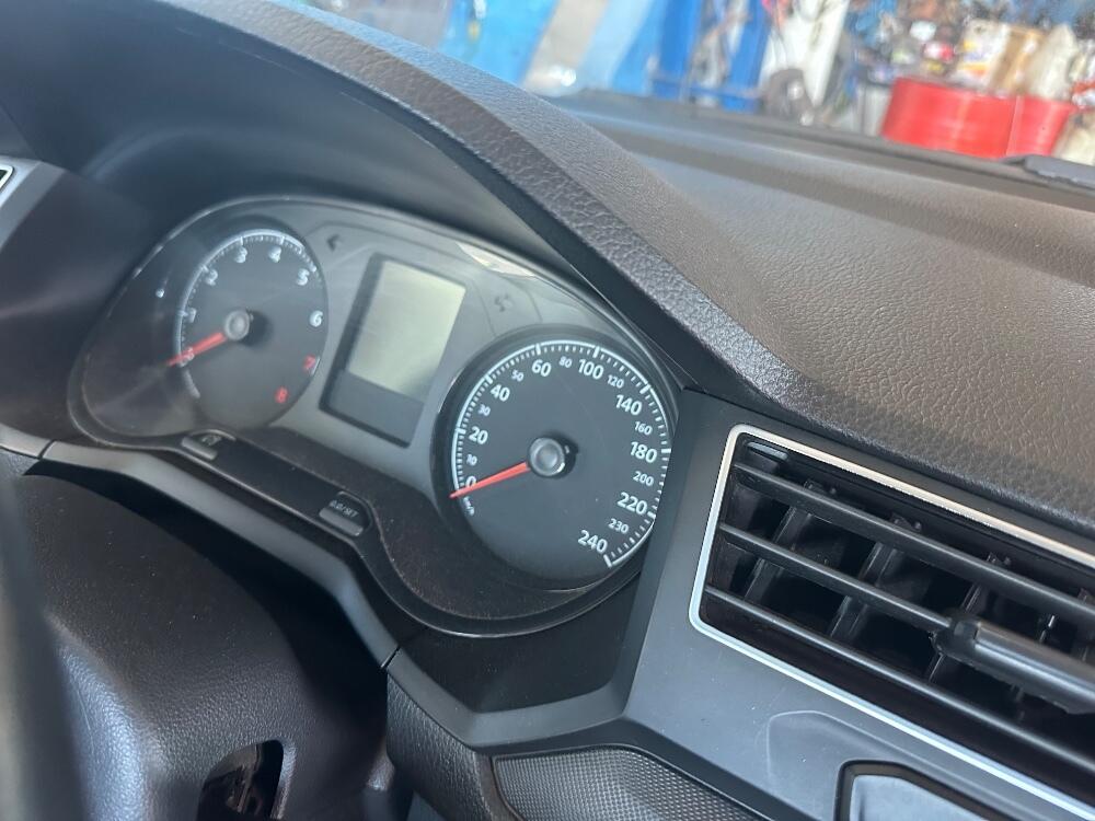 Volkswagen Saveiro Cab. Simples