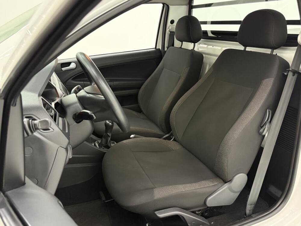 Volkswagen Saveiro Cab. Simples