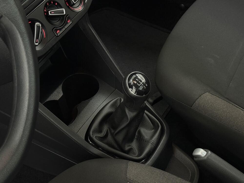 Volkswagen Saveiro Cab. Simples