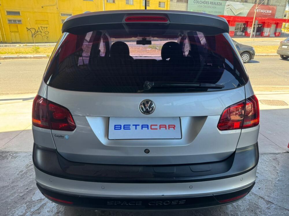 Volkswagen Space Cross