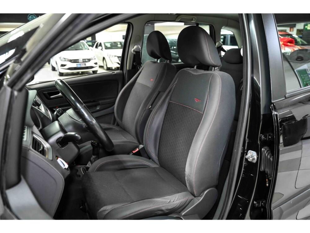 Volkswagen Space Cross