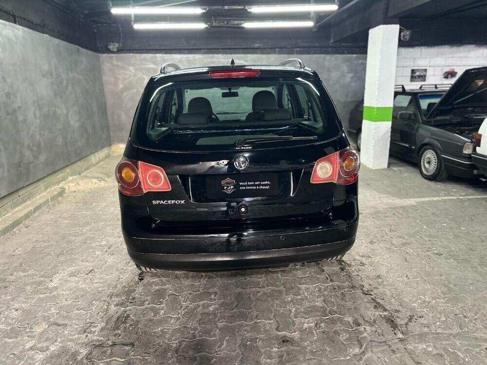 Volkswagen Space Fox