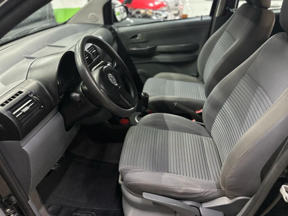 Volkswagen Space Fox