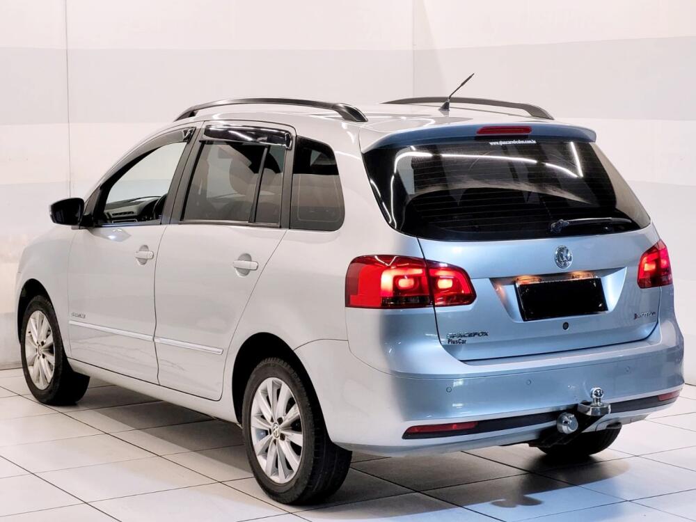 Volkswagen Space Fox