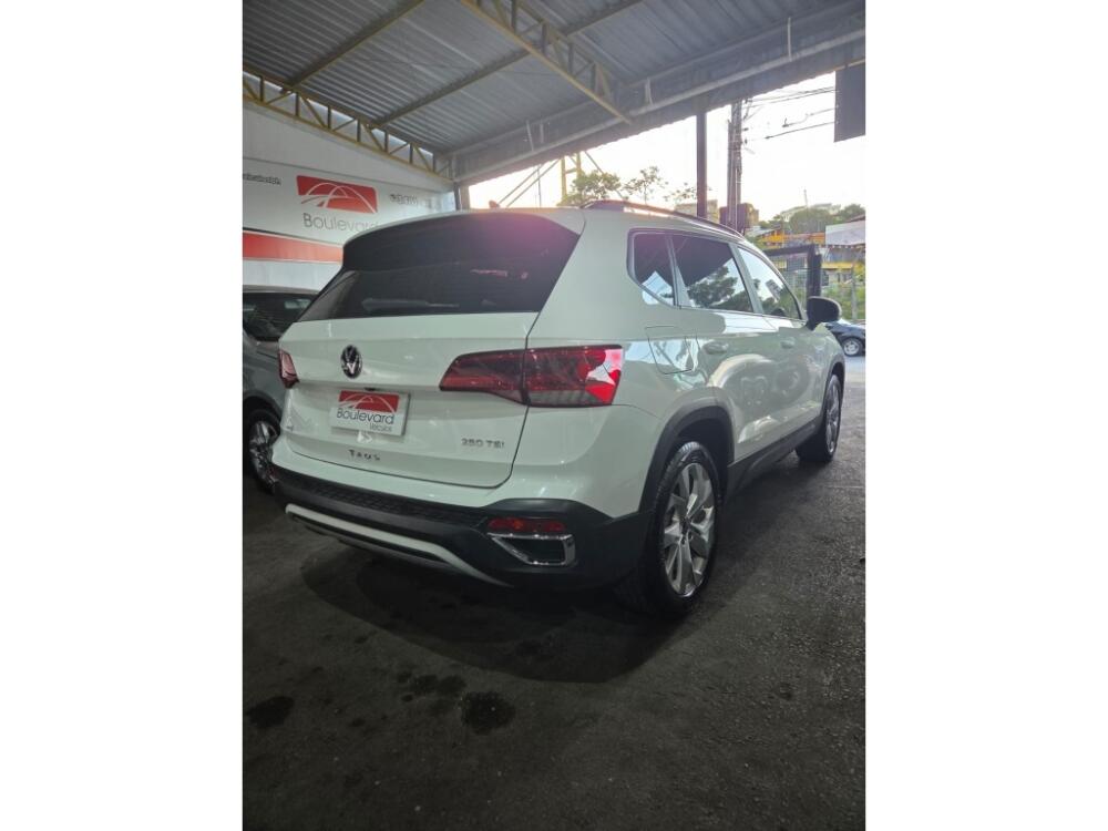 Volkswagen Taos