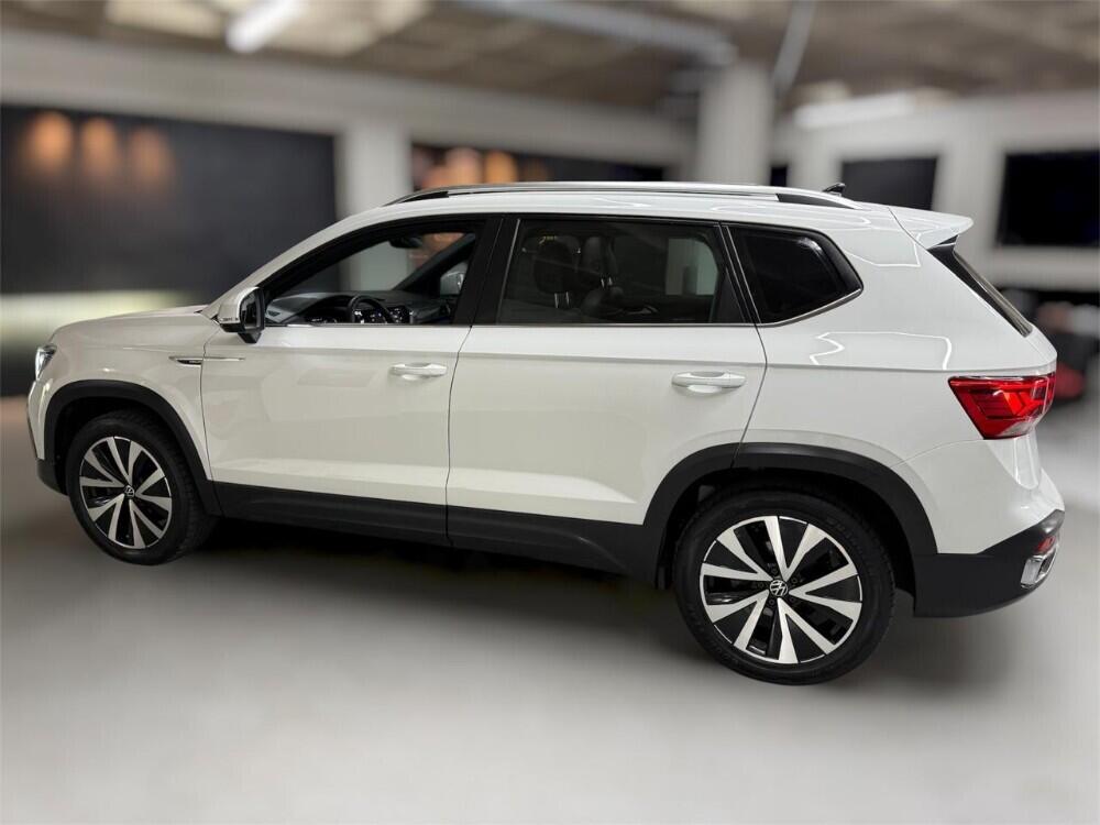 Volkswagen Taos