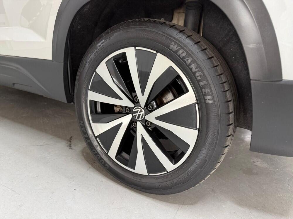 Volkswagen Taos