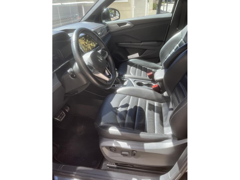 Volkswagen Taos