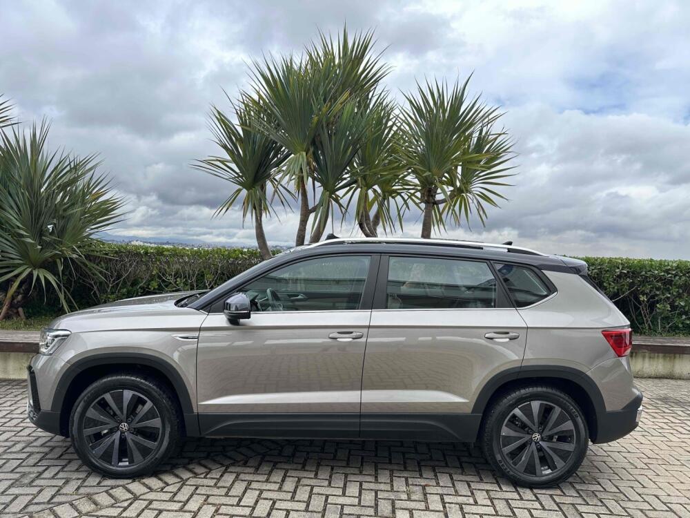 Volkswagen Taos