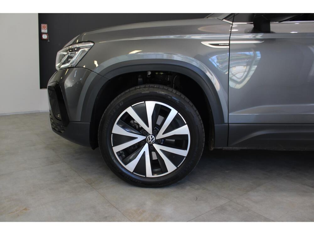 Volkswagen Taos