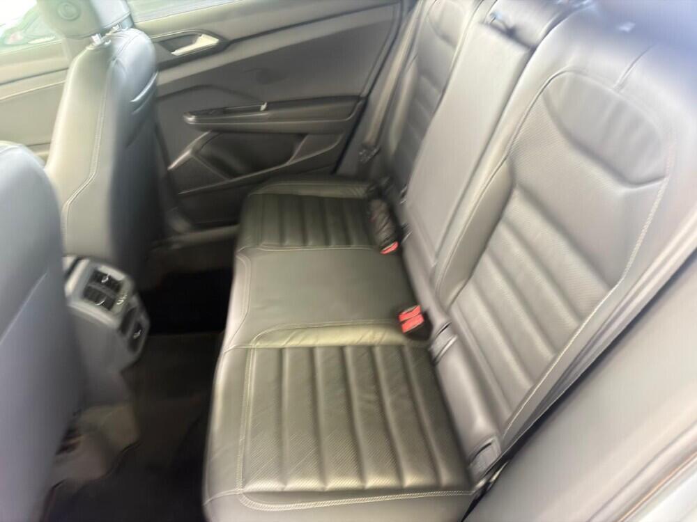 Volkswagen Taos