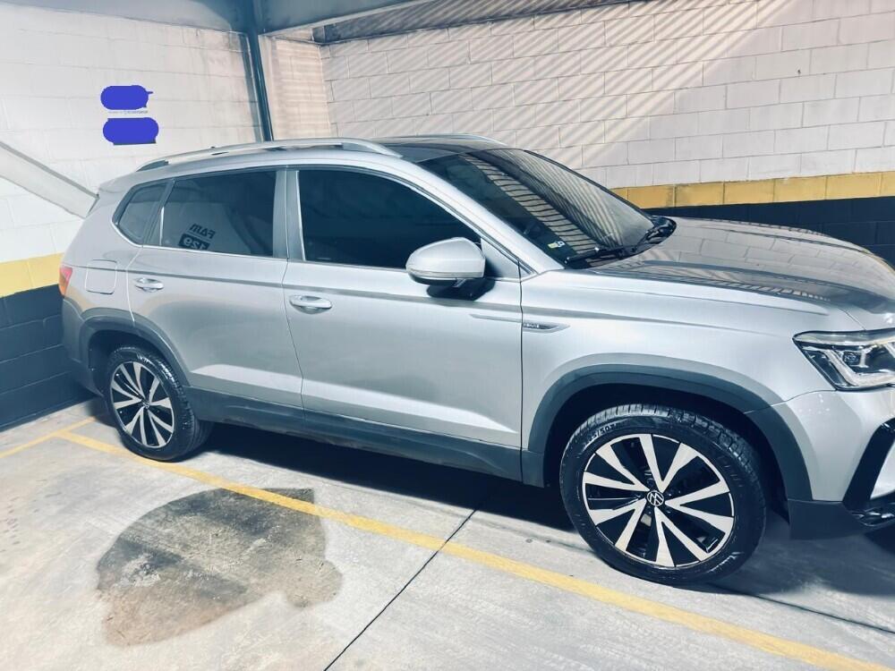 Volkswagen Taos
