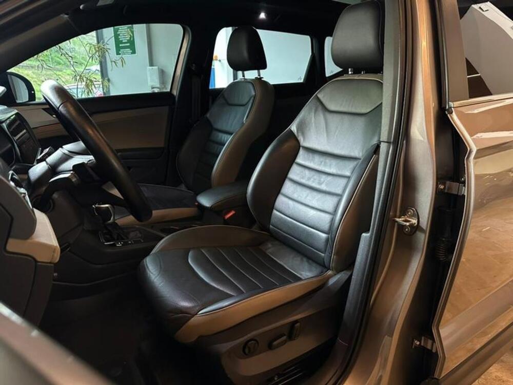 Volkswagen Taos