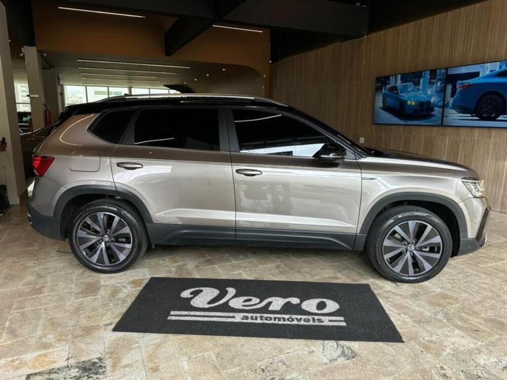 Volkswagen Taos