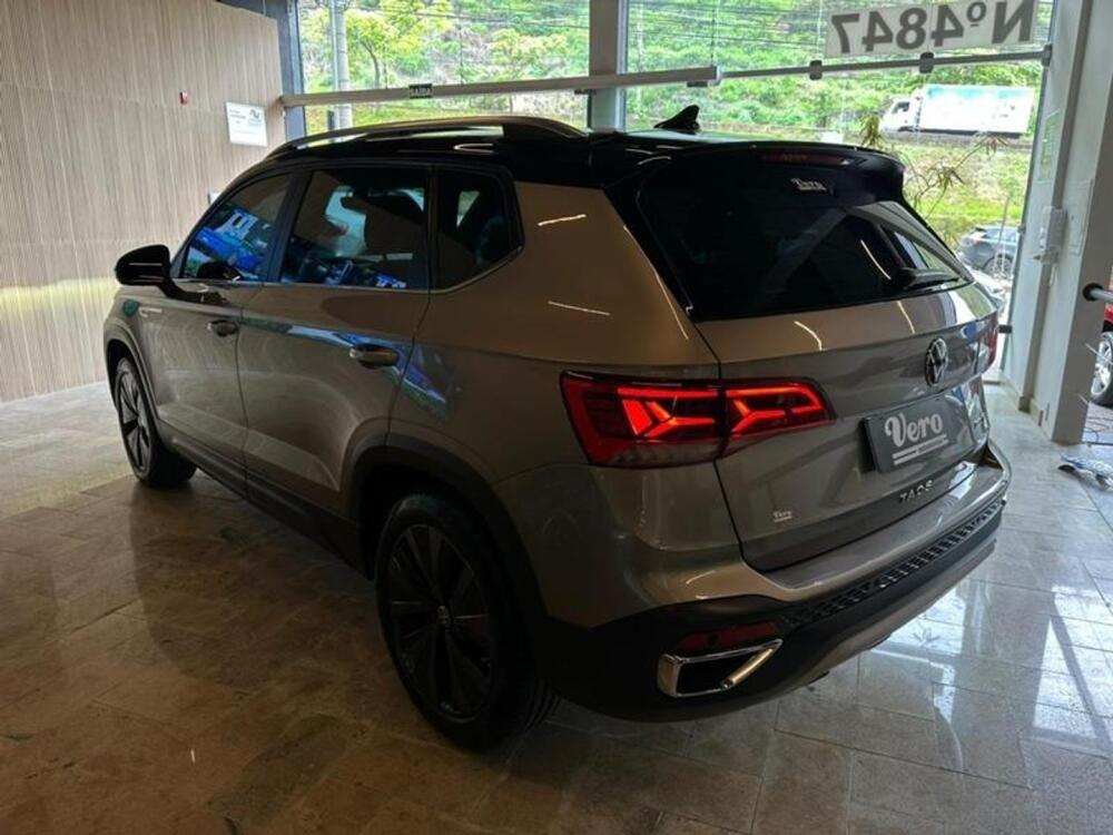 Volkswagen Taos