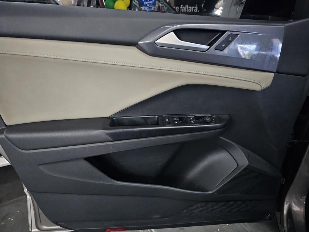 Volkswagen Taos