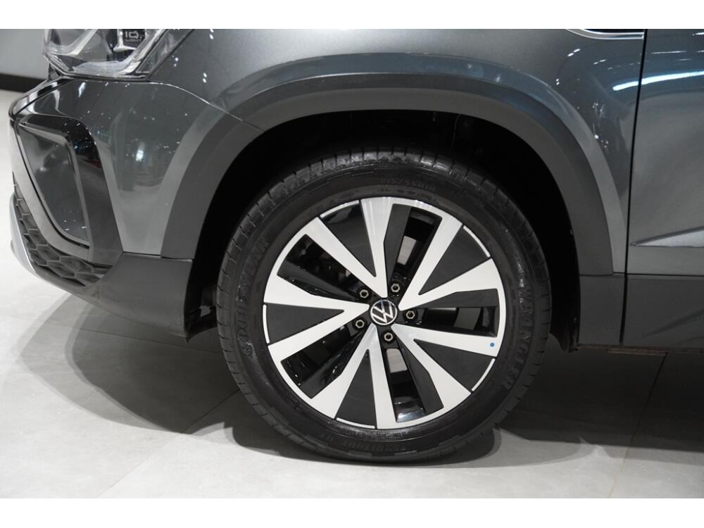 Volkswagen Taos