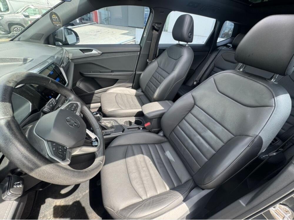 Volkswagen Taos
