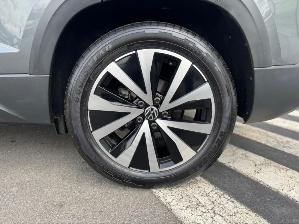 Volkswagen Taos