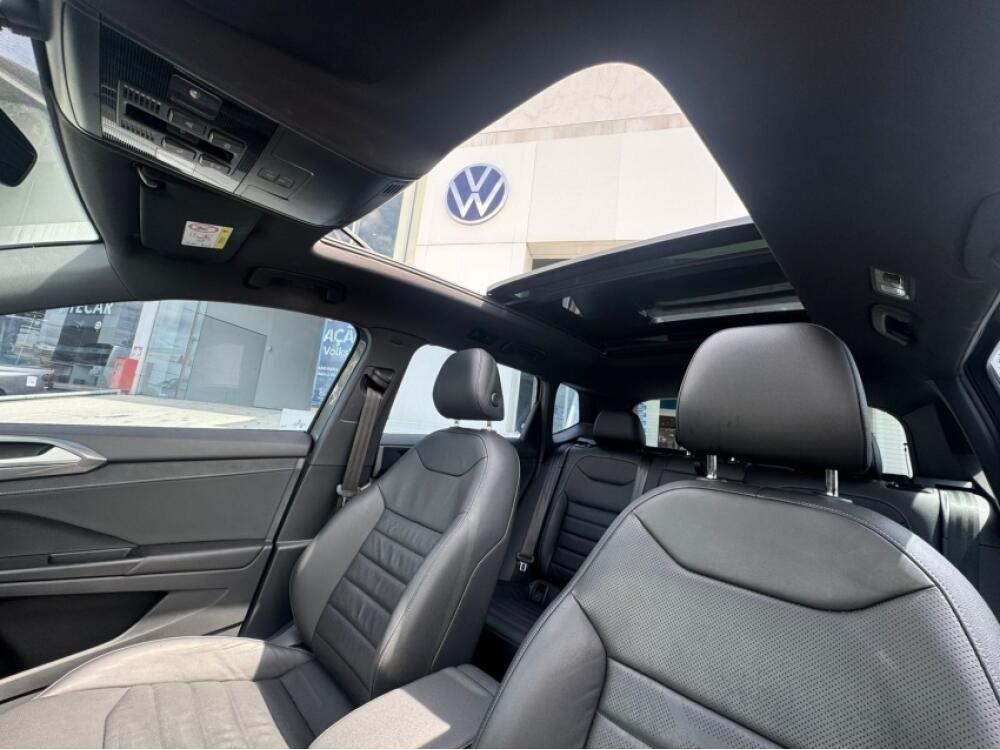 Volkswagen Taos