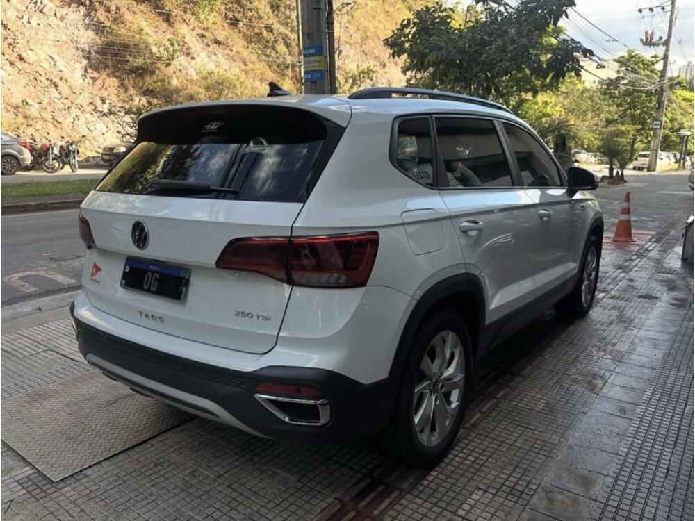 Volkswagen Taos