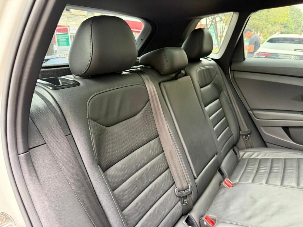 Volkswagen Taos