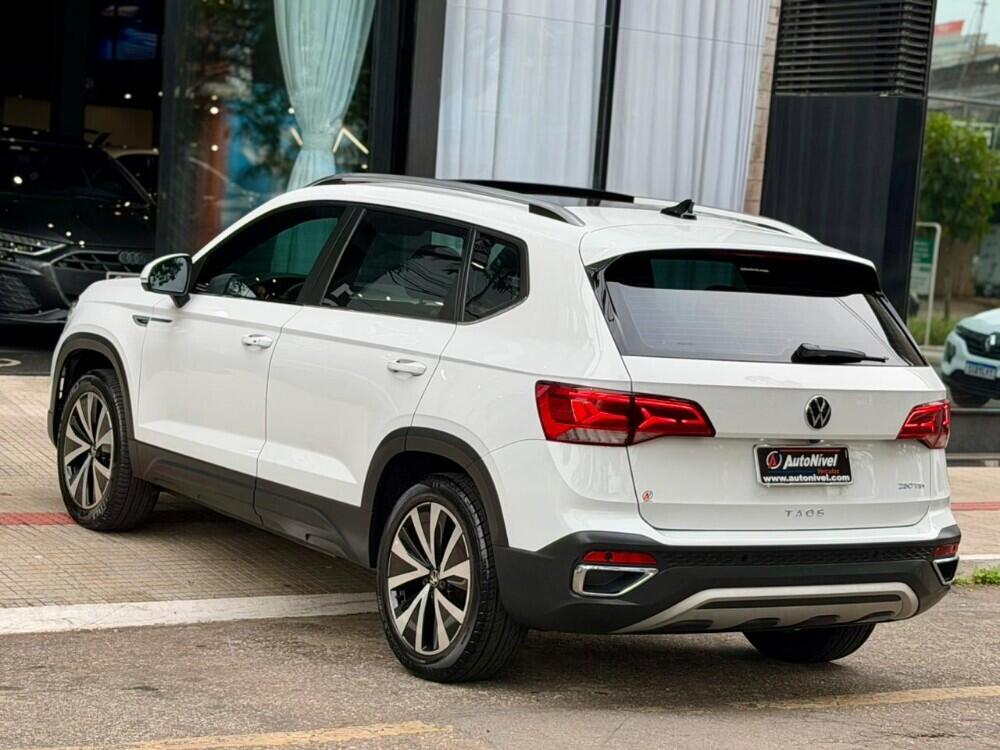 Volkswagen Taos