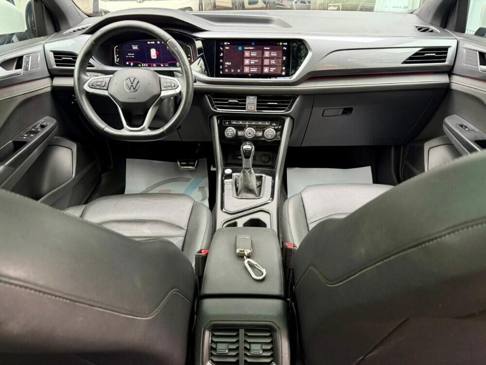 Volkswagen Taos