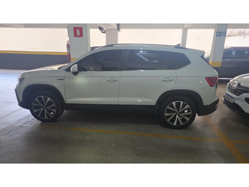 Volkswagen Taos